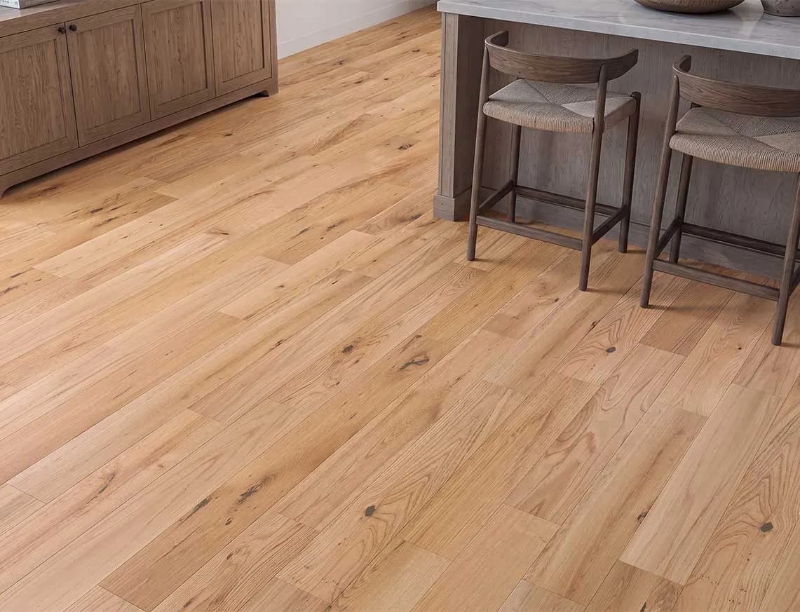 Cheyne Solid Oak in a room