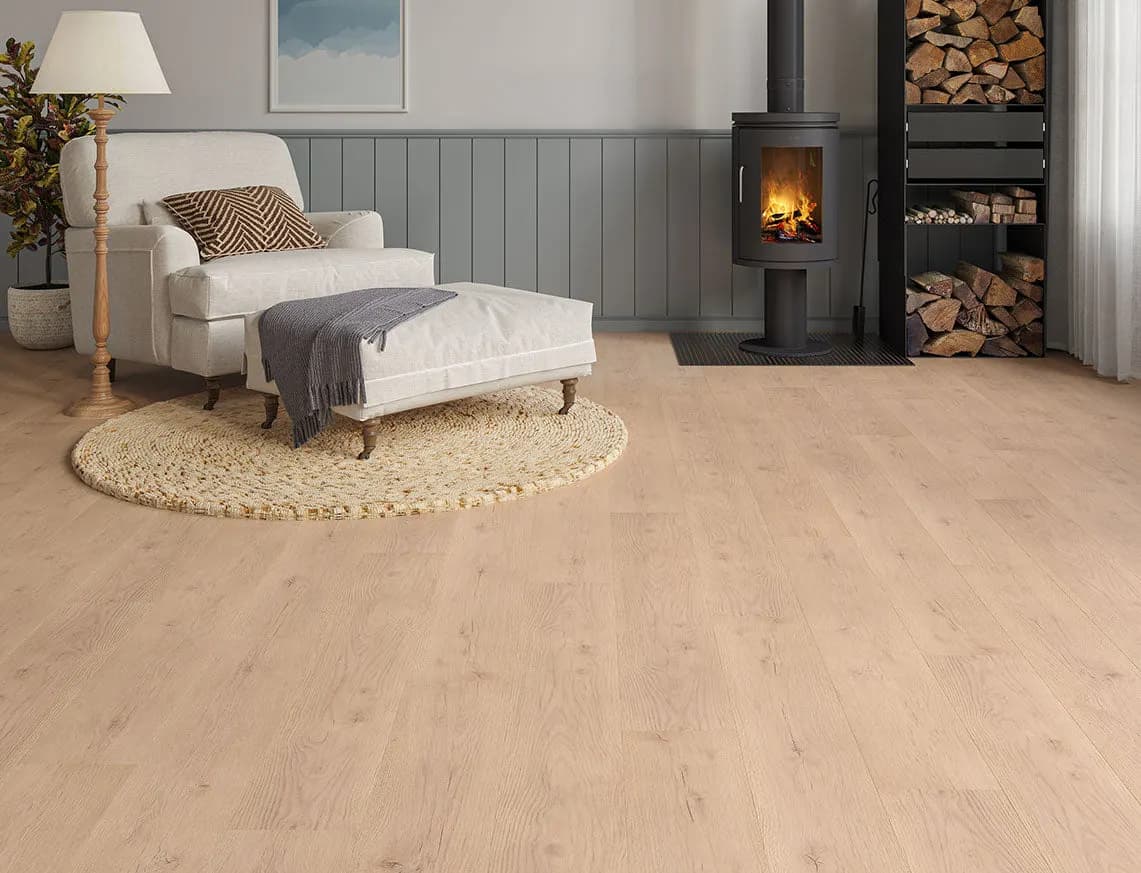 VarioClic 8mm Colorado Laminate laid in a room